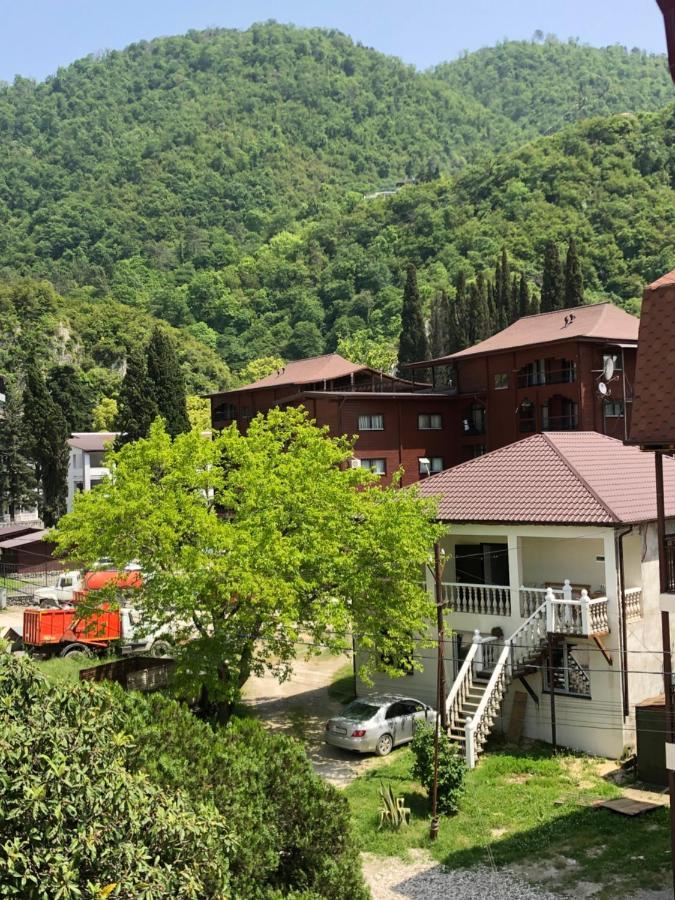 Hotel Гостевой Дом Tiма New Athos Zewnętrze zdjęcie